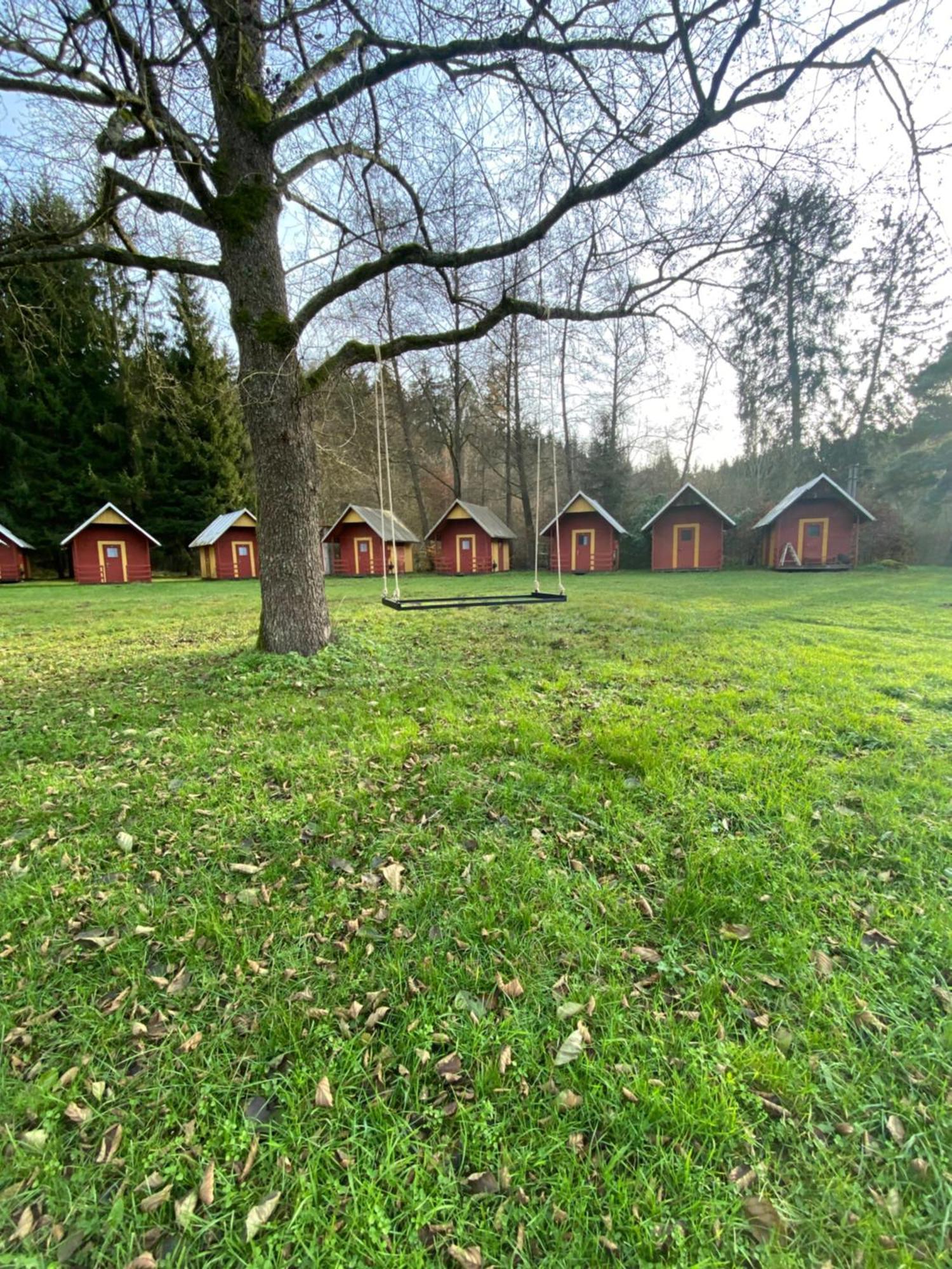 Kemp Na Stare Papirne Dobronice Exterior photo